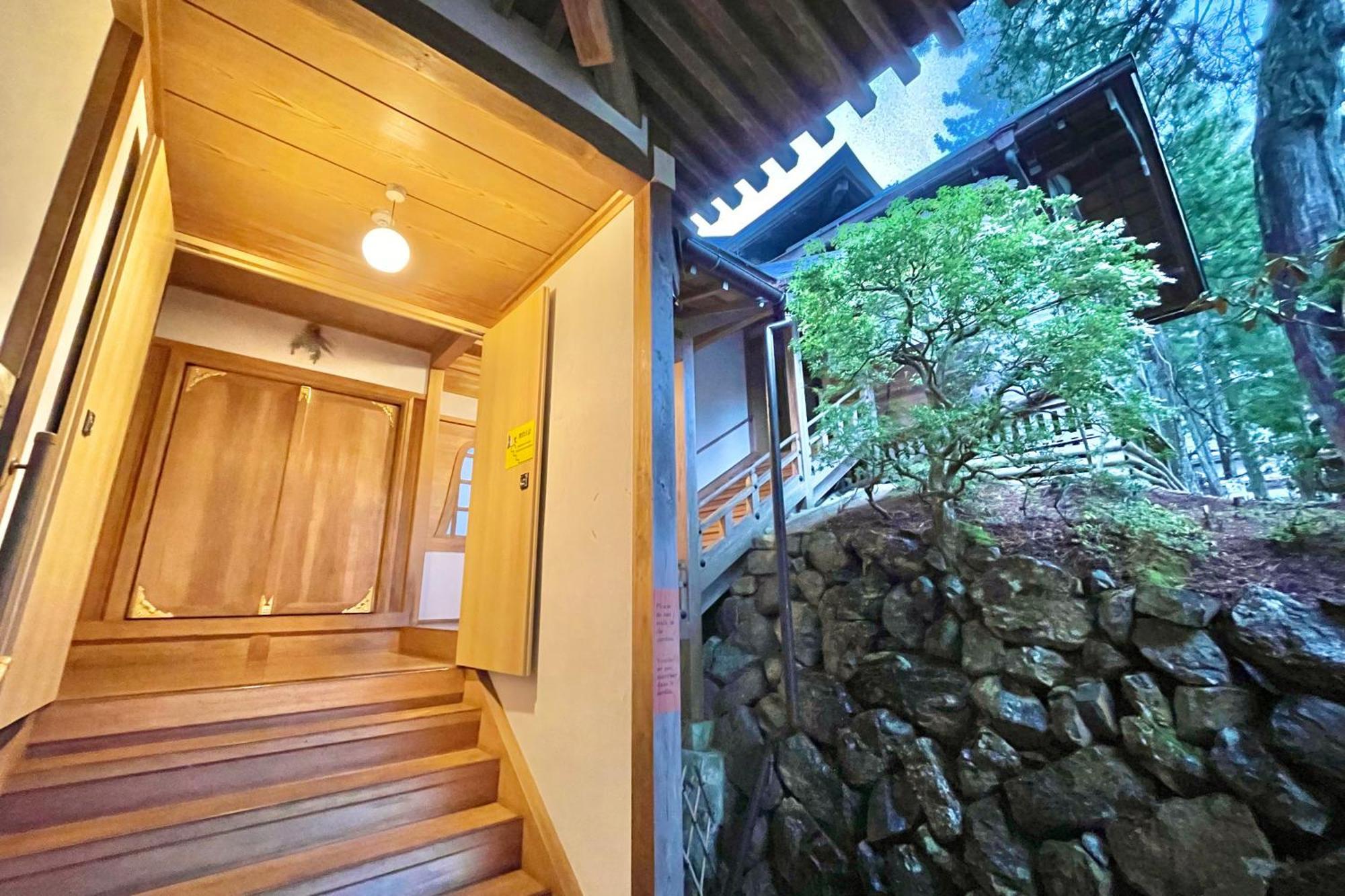 Готель Koyasan Sanadabo Rengejoin Екстер'єр фото